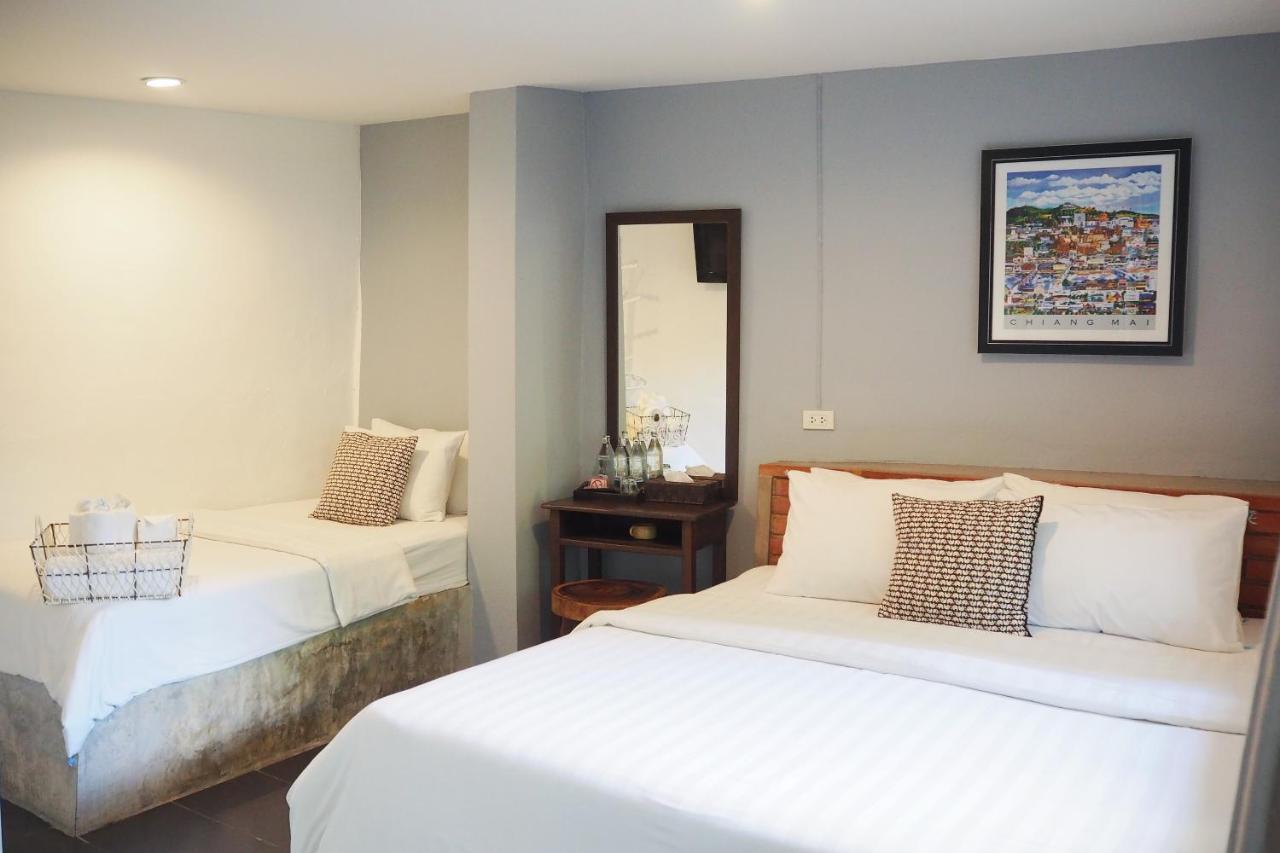 Stay With Me Guest House Chiang Mai Exterior photo